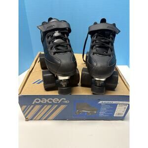 Aero Men's Roller Skate Black Size 6 Low top